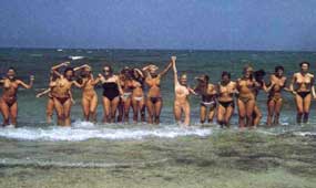 Jeunes filles nudistes gratuites: Clique ici sur bronze nue 005 pour accéder à la "Zone Membres!"